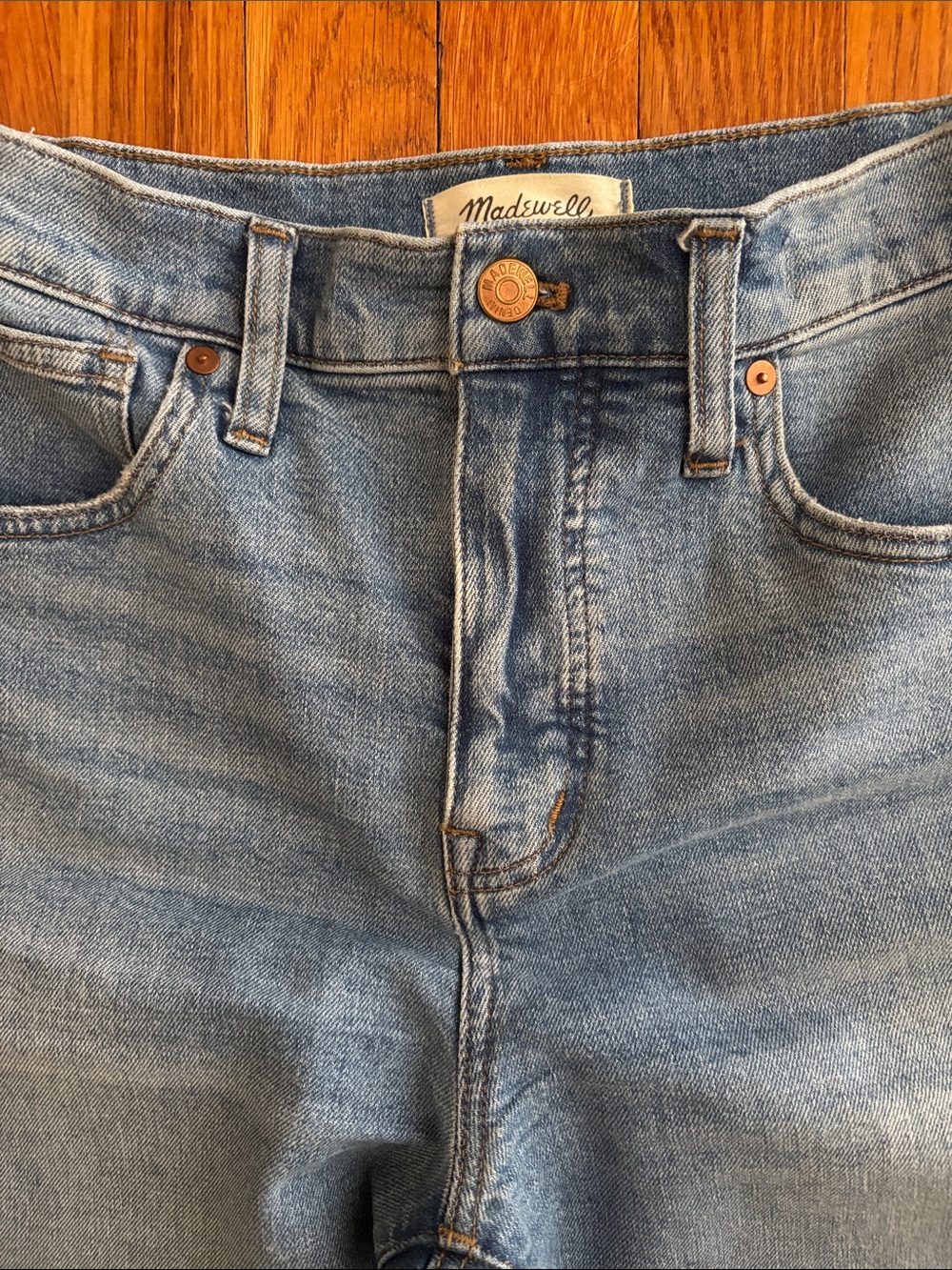Madewell Light Blue 11” High-Rise Flare Leg Jeans - Picture 2 of 7